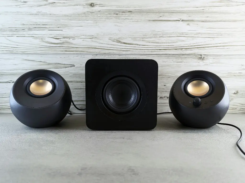 USB-Powered Desktop Speakers