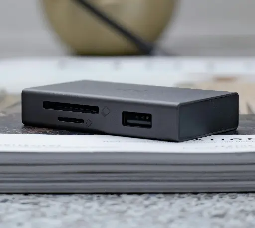  Multi-Port USB Hub 